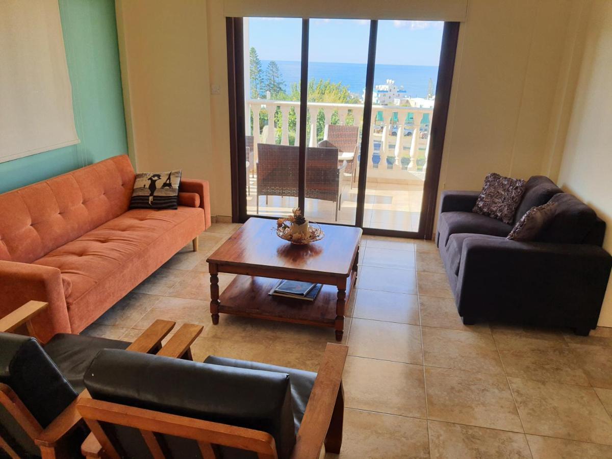 Joanna Sunset Apts Помос Екстериор снимка