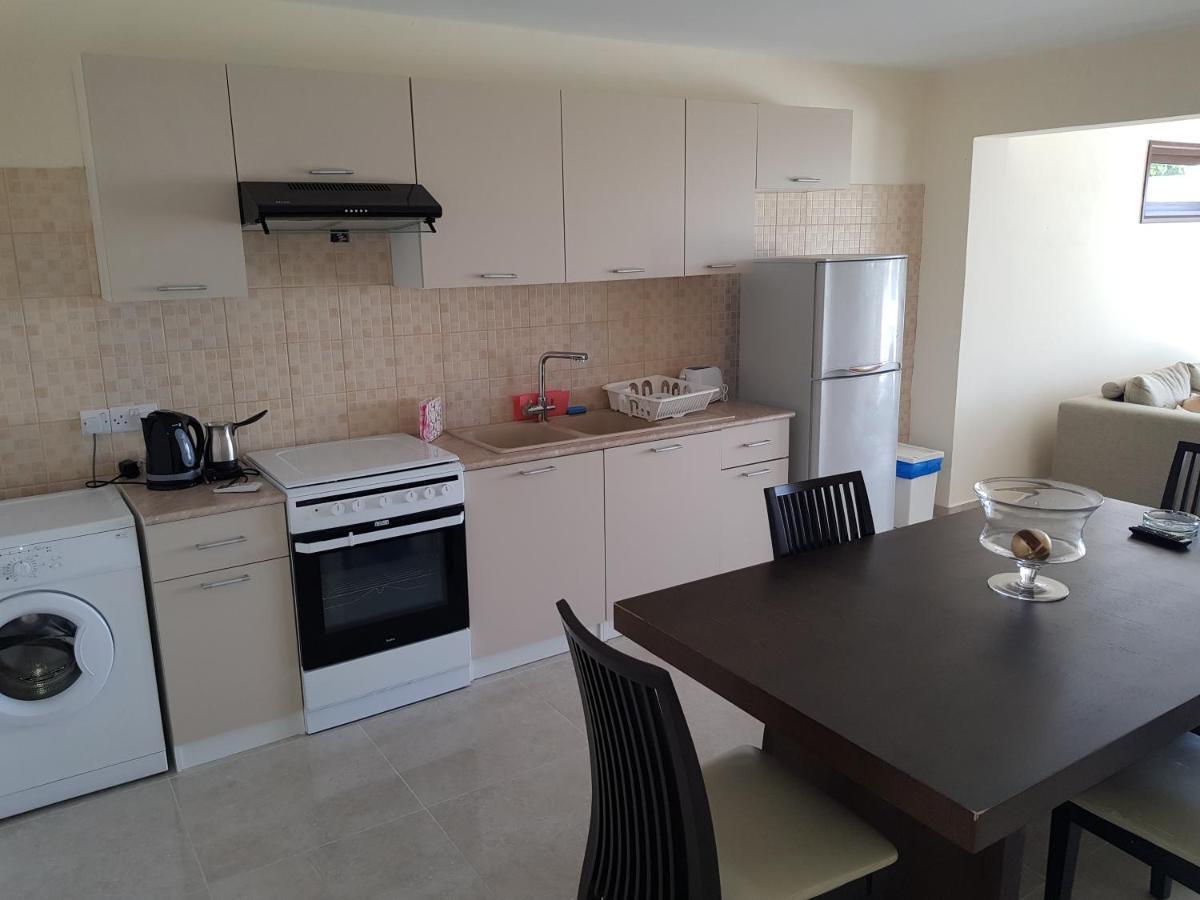 Joanna Sunset Apts Помос Екстериор снимка