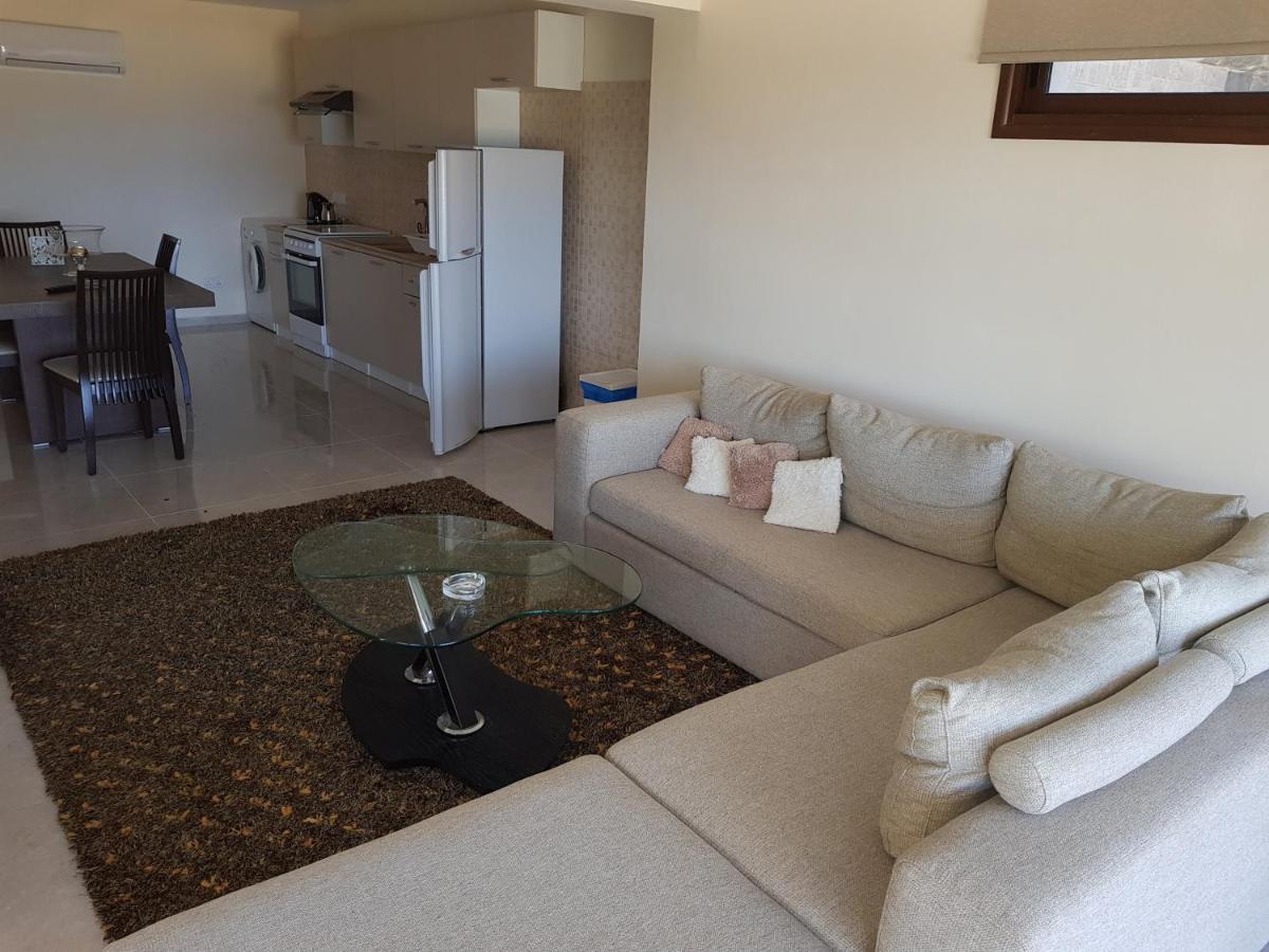 Joanna Sunset Apts Помос Екстериор снимка