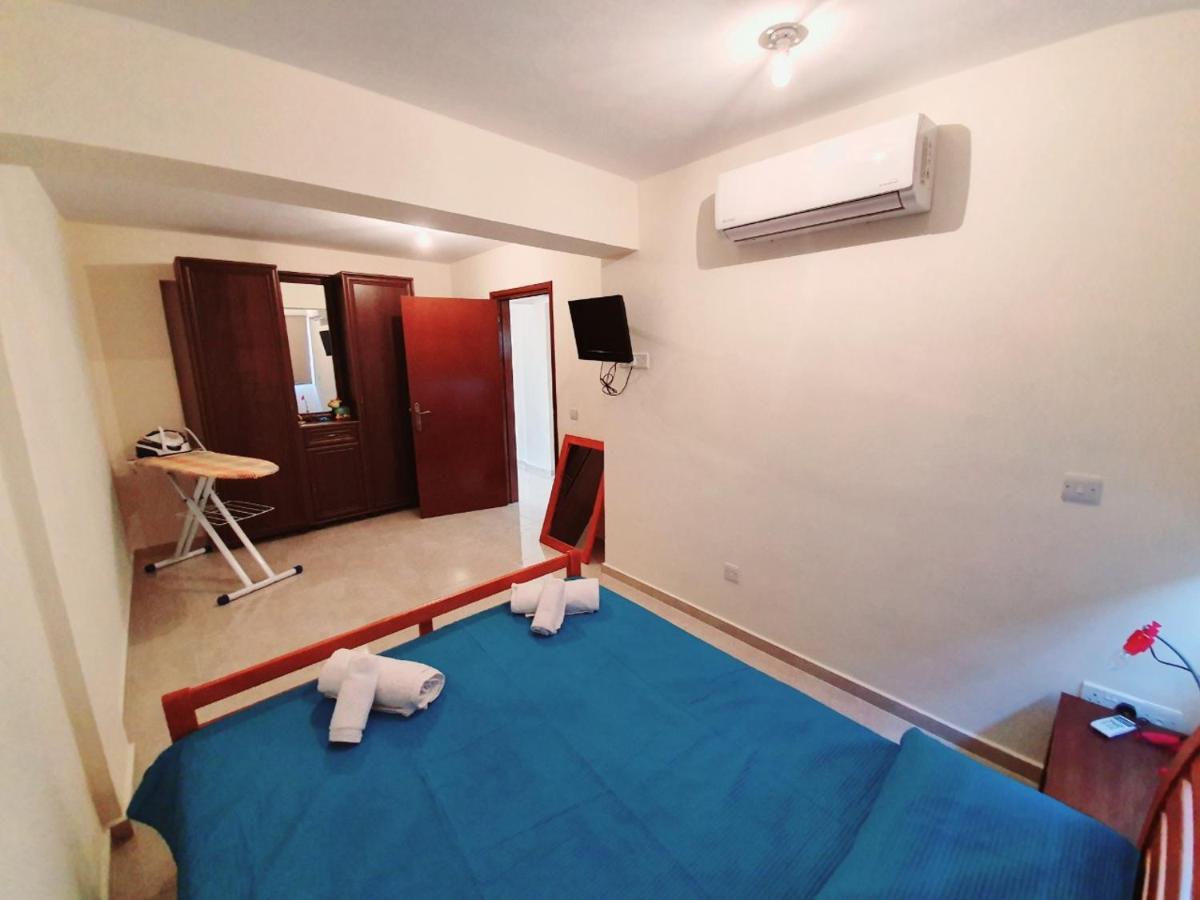 Joanna Sunset Apts Помос Екстериор снимка